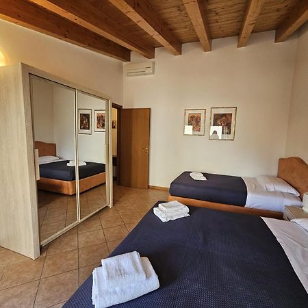 Apartments Eden - Regarda Travel Lazise Luaran gambar