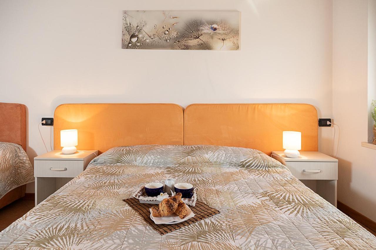 Apartments Eden - Regarda Travel Lazise Luaran gambar